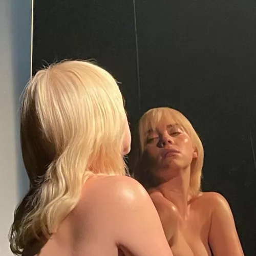 Billie Eilish by gadget231200