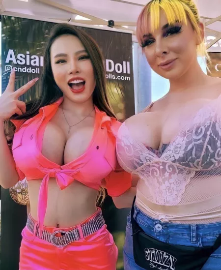 Bimbo Convention by TrannyHunterWorld