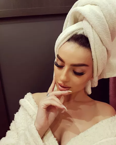 Bimbo fetish by [deleted]