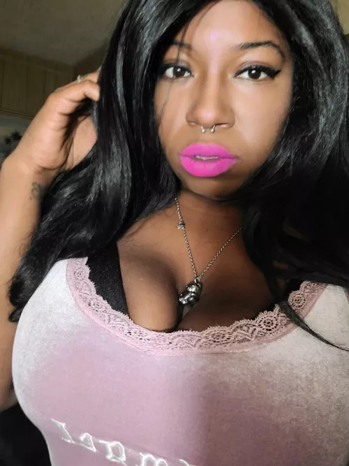 Bimbo makeup by Miss_Disasster