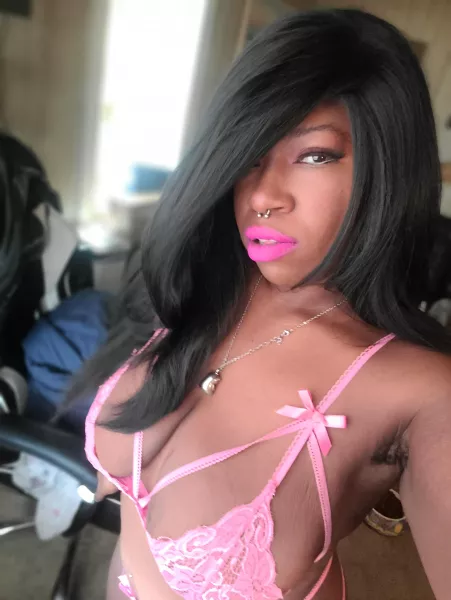 Bimbo makeup ftw by Miss_Disasster