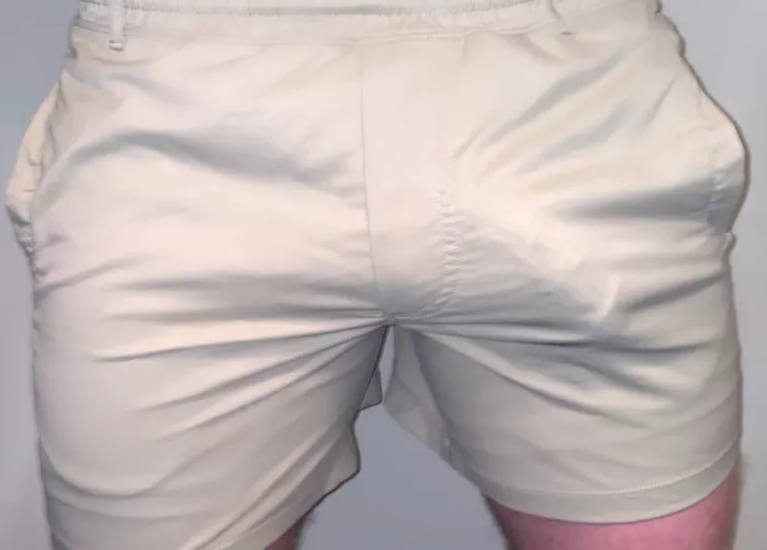 Birddogs shorts bulge😉 (M20) by funnnburnerrr