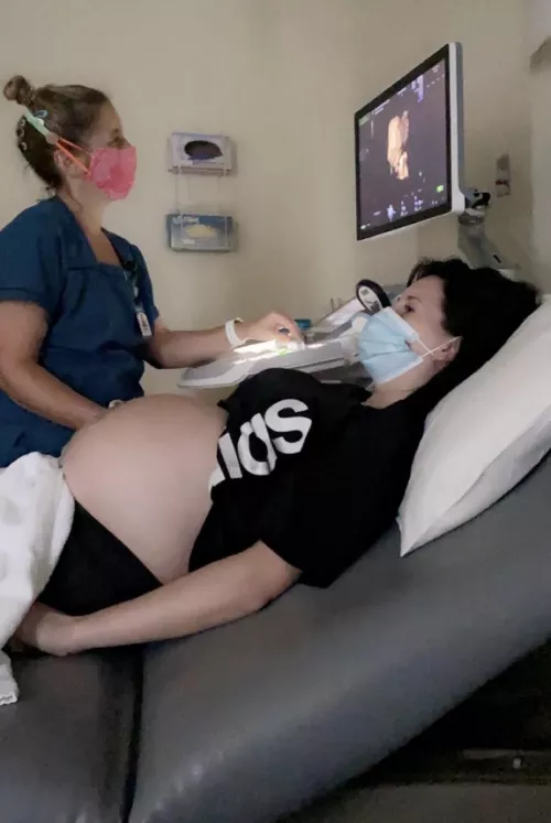 Birth time 😘 hmu to watch the live!! ❤️ by Katie_b_24