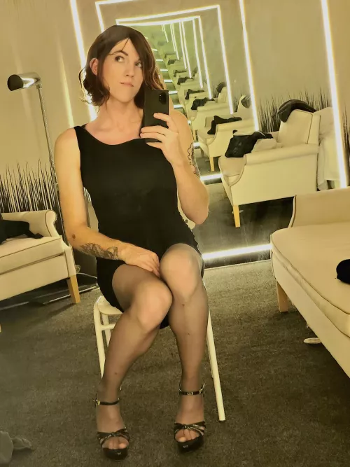 Birthday weekend starts now 💜💜💜 where are all my Las Vegas girls??? by CdVixen