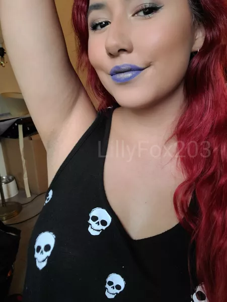 Bit of stubble for you lovelies 🤗 by LillyFox203