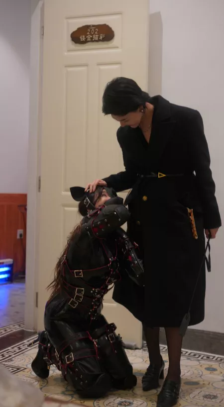 Bitchsuit by Azraella_