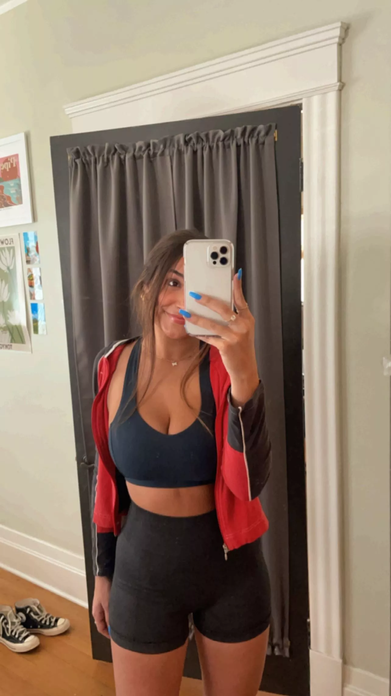 Black and Blue posted by civilrainy