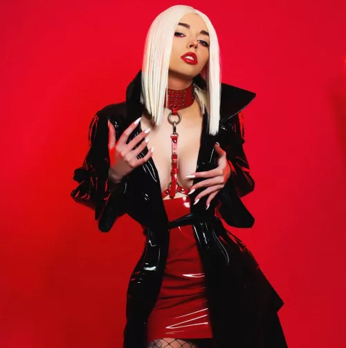 Black and red by bubblrisback