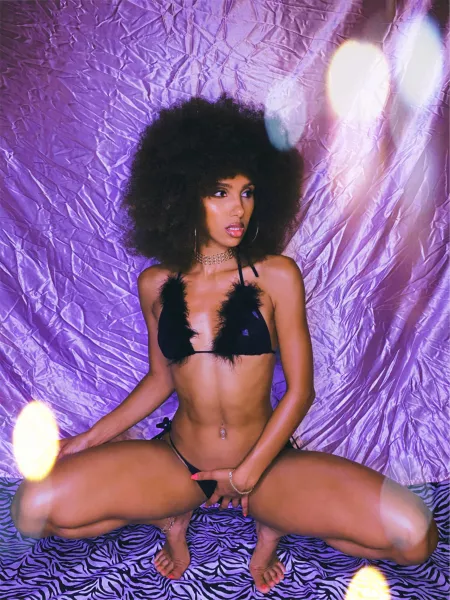 Black and white 🇺🇸 by bighairmack