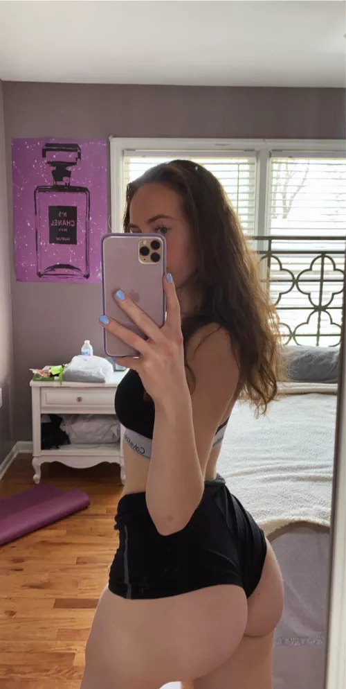 Black Bra by civilrainy