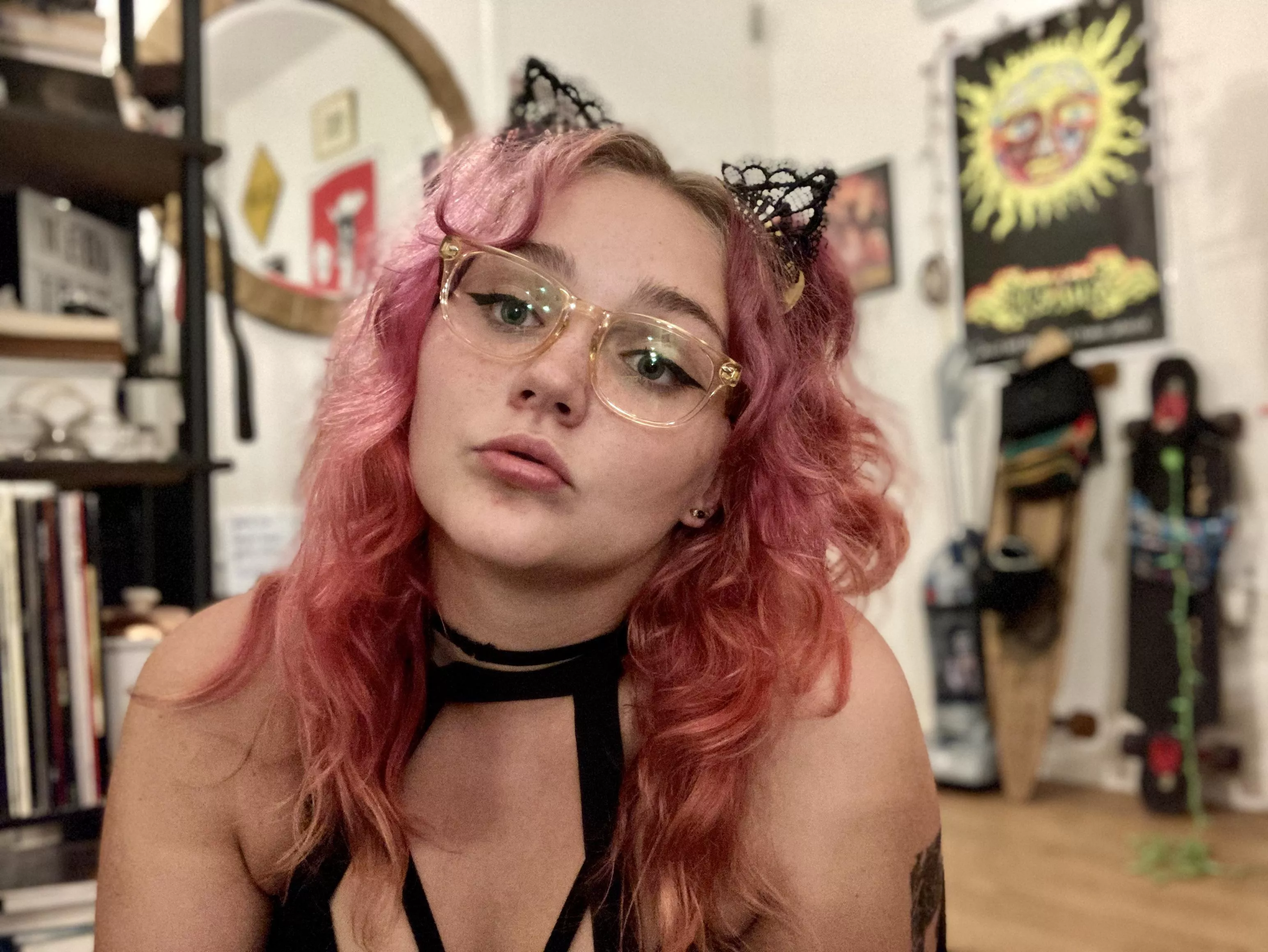 black cat 🥺 posted by missaliceglenn