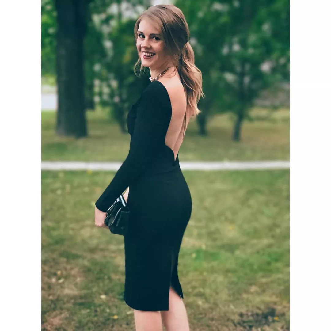 Black Dress posted by BOOOOOOOBIES