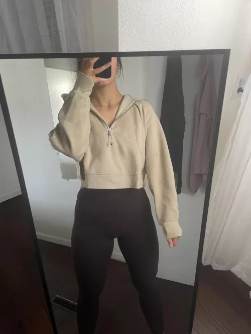 Black guys love thick thighs, right? by LaraLovesLulu