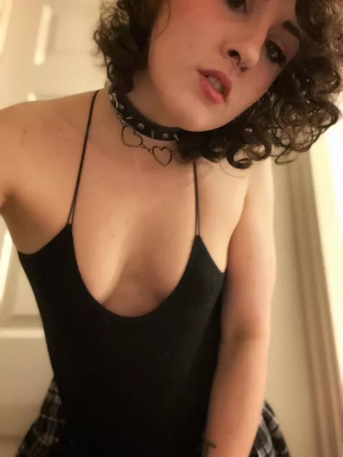 Black heart 🖤 by ashleyymaeve