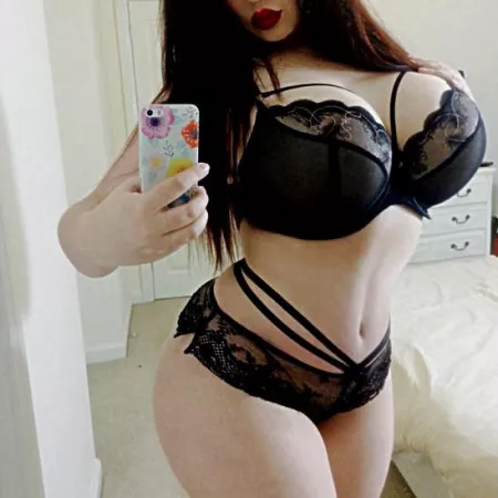 Black Lace in case (F30+) by secretobsession00