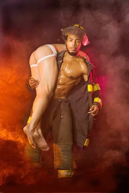 Black man to the rescue!! posted by Seymorebutts1994