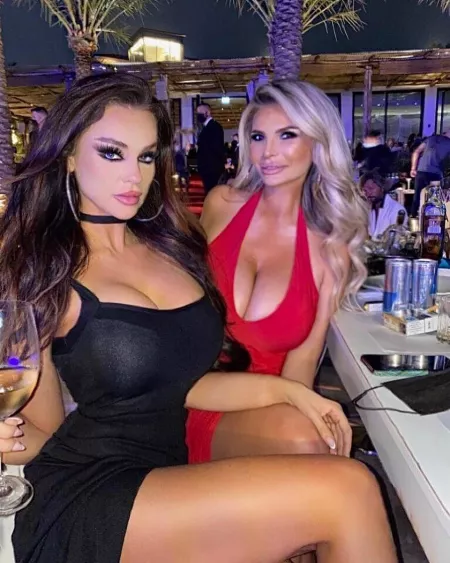 Black or Red by Always3StepsAhead