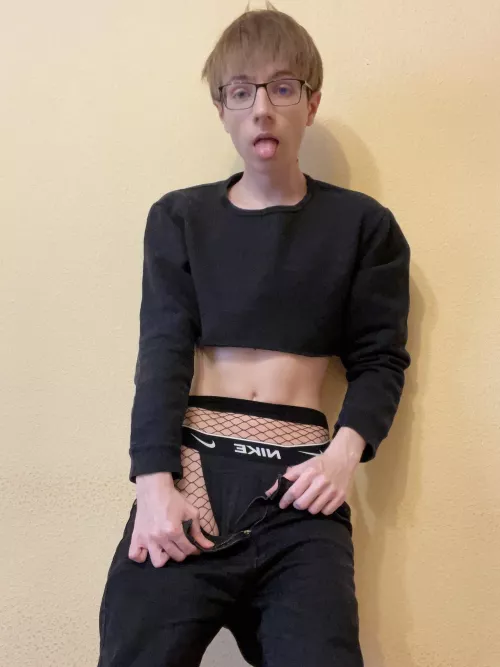 Black suits me, right? ☺️ by itsclaytonbaby