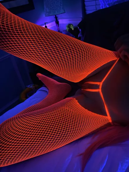 Blacklight sexy by ratemytaco
