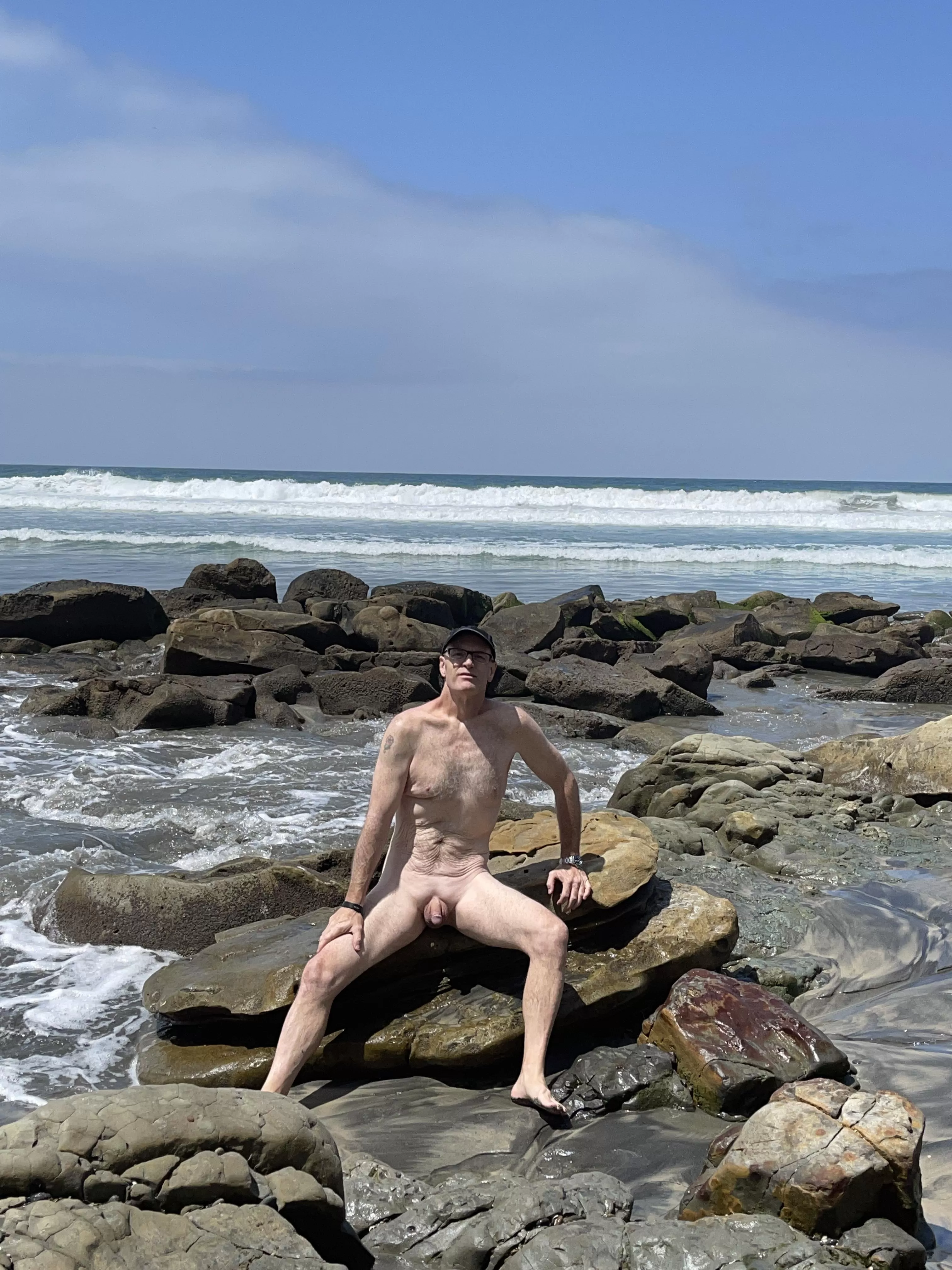 Black’s Beach La Jolla, CA posted by smoothshave