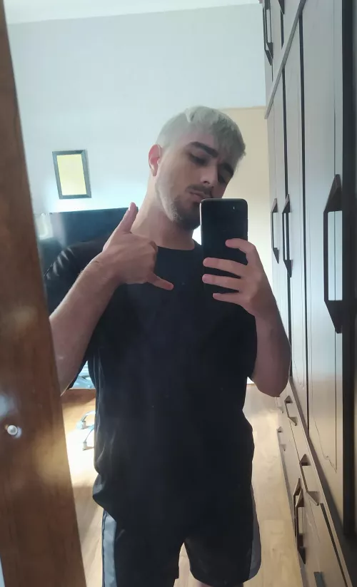 Bleached and toned my hair for the first time and kinda loved it by fleetingdeveloper