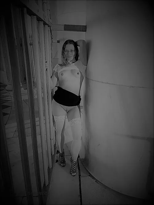 Blending in by SexyJammiescpl