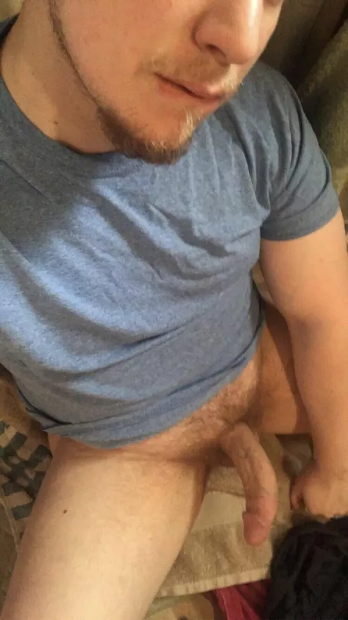Blond beard and curved cock. Can’t go wrong here 🌊 by EmeraldSkies91