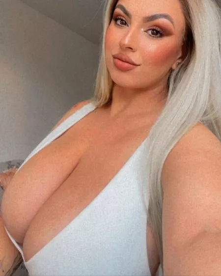 Blonde by neznamkoic