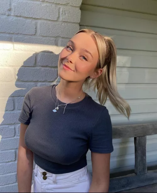 Blonde beauty by MR_COOL_ICE_