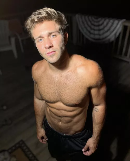 Blonde 👦 Blue 👀 by tate_sweatt