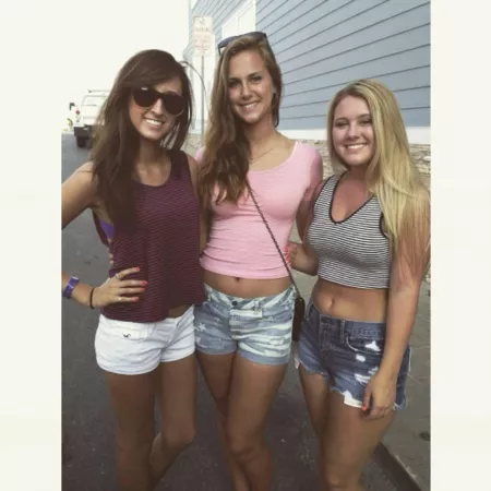 Blonde / Brunette Babes by MajorFluffy