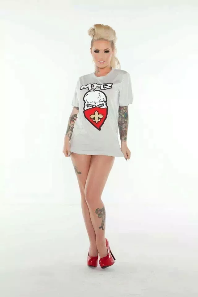 Blonde Christy posted by 44Bacon