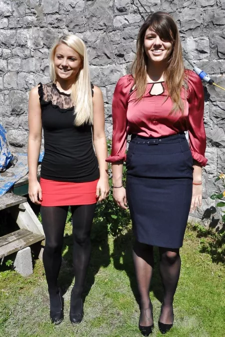 Blonde or brunette by Chaturbater1