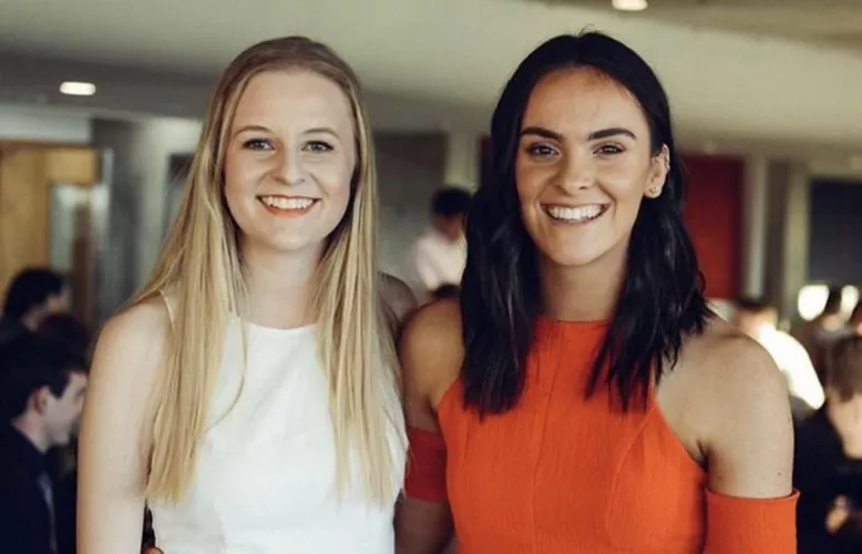 Blonde or Brunette? Why? by noddy-nick