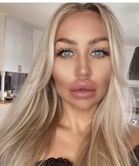 Blondie by round_plastic