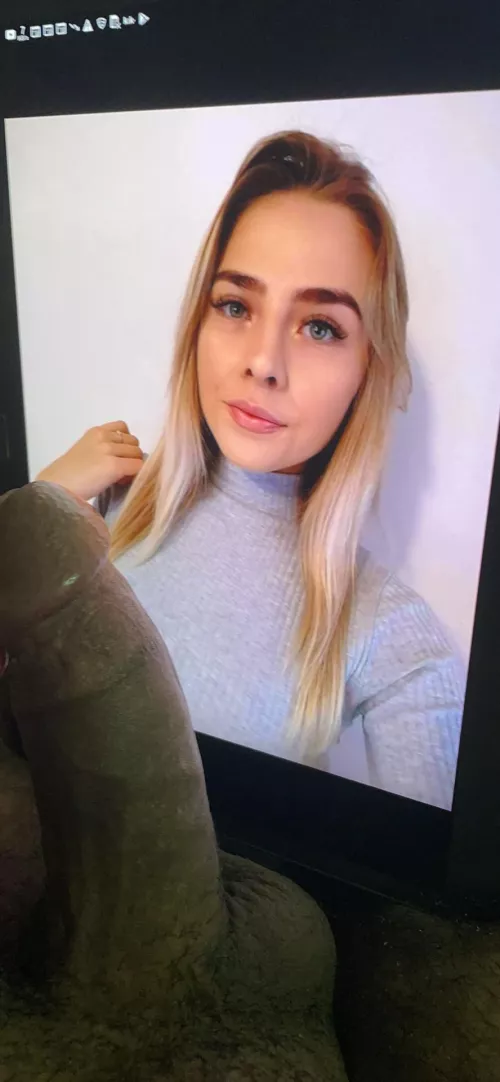 Blondie cocked. Kik dildogaginz by divinnty