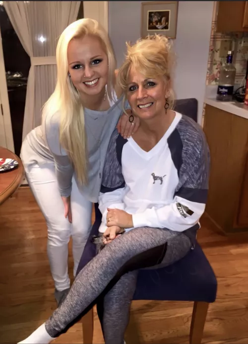 Blondies by Melchiazedeck