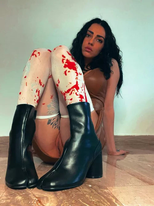 Bloody bitch by Spinnesse