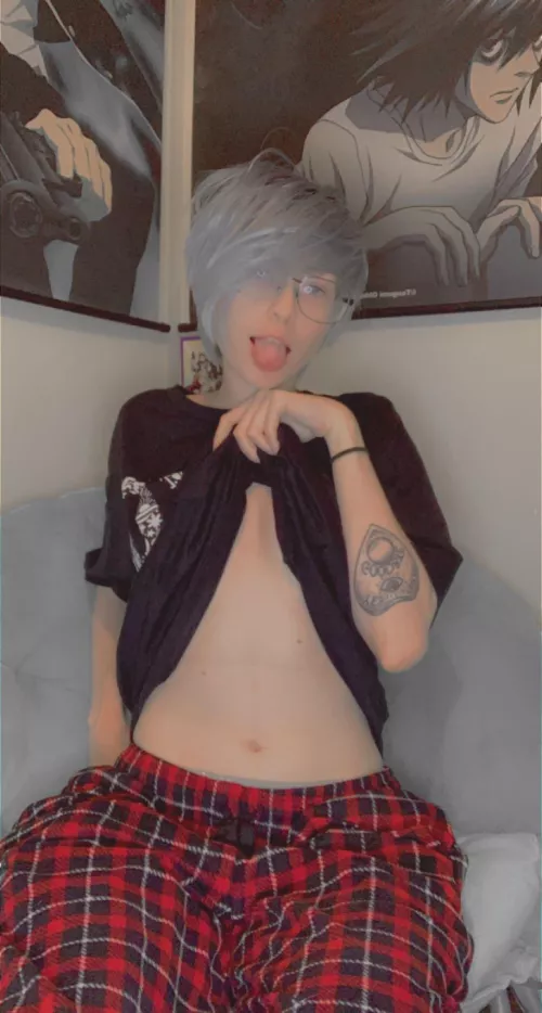 Blue boi here wishing u all a good day!💙 by dejectedwraith