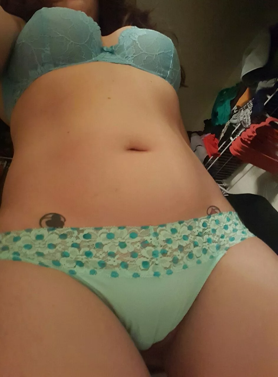 Blue dots on green posted by panty_overload