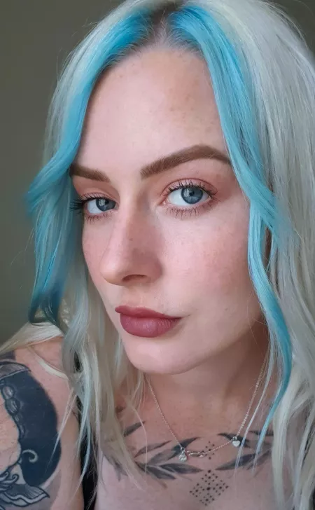 Blue eyed and freckled 😇💙 by deebee_27