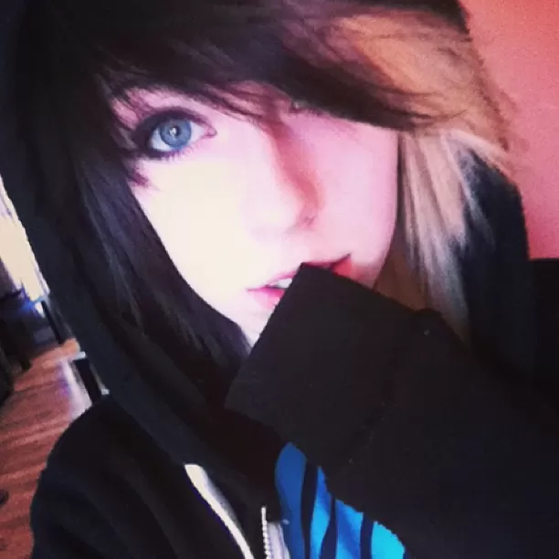 Blue Eyes. posted by MoreBumblebee0