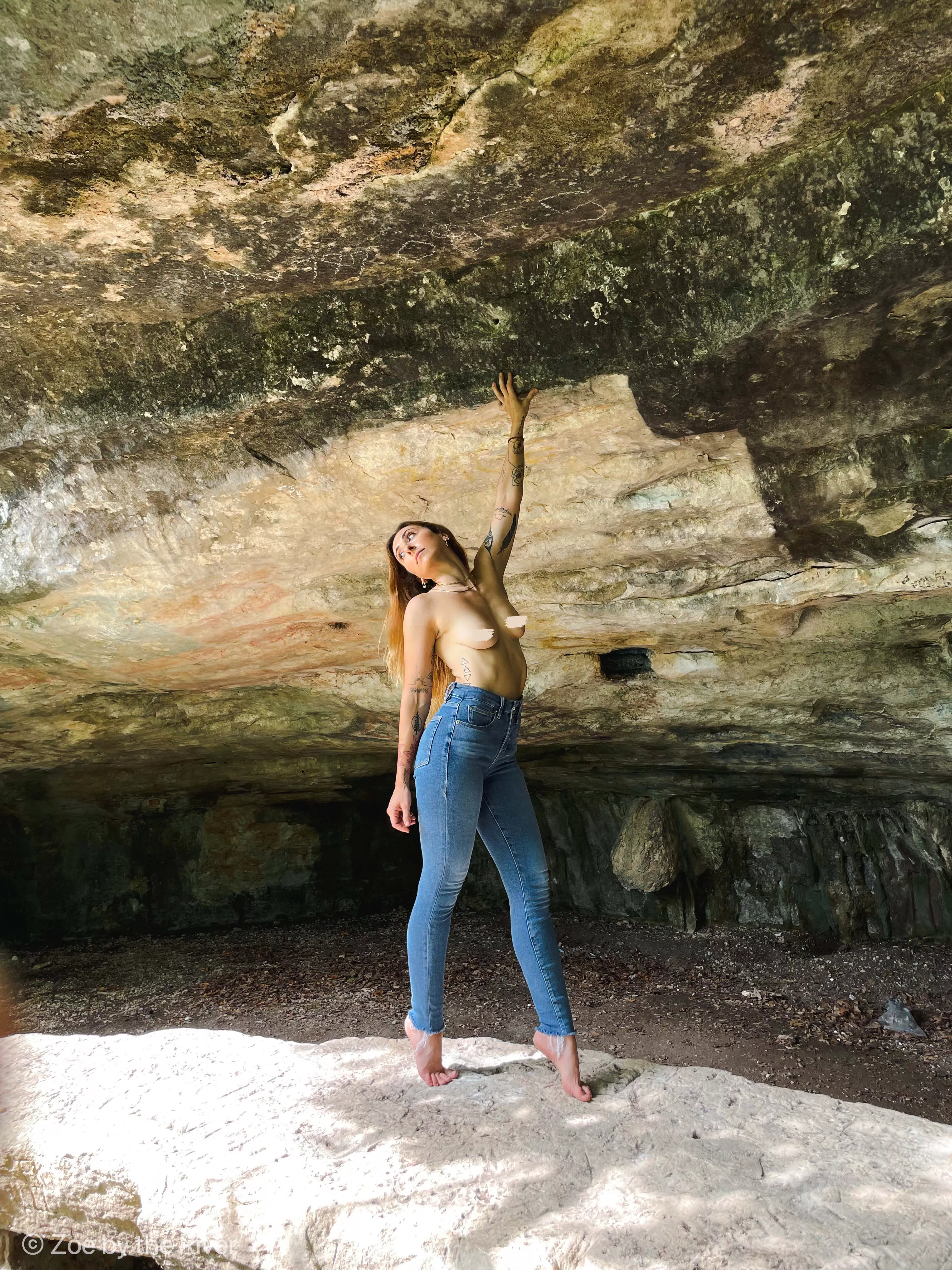 Blue jean baby 🦋 posted by zoebytheriver