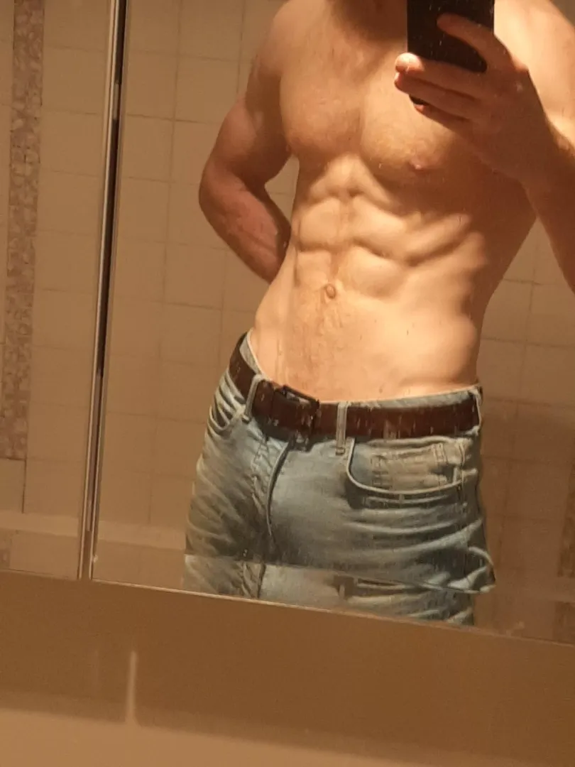 Blue jeans are sexier than your undies. Change my mind 😜 posted by beefyginge