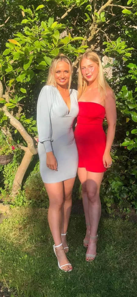 Blue or red by r3csk4z0