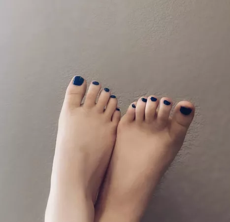 blue pedi 🥰💙 by Snoo_38576