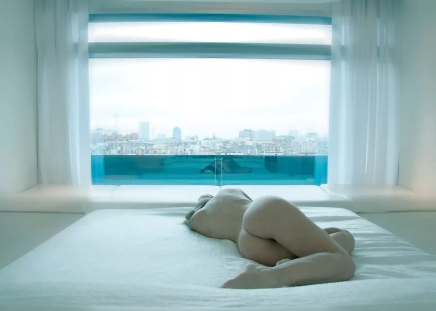 Blue reflection posted by imnotjavier