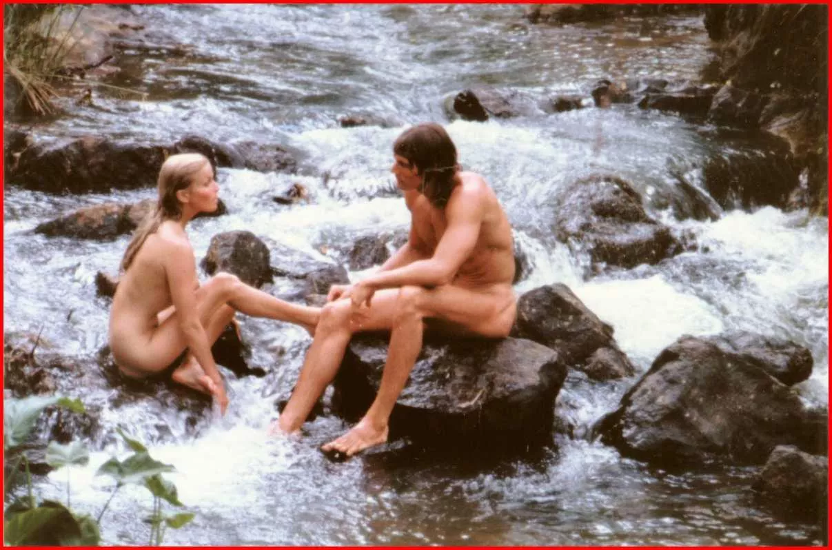 Bo Derek, appears to be a behind-the-scenes picture, does anyone if there are more? posted by yoddha_buddha