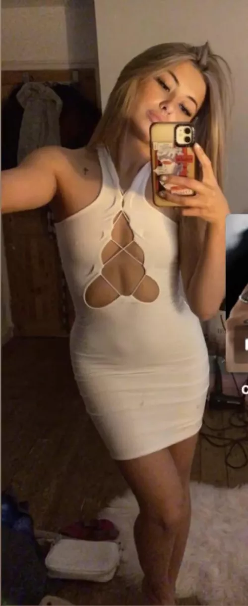 Body 🤤 by Alarmed-Confusion-19