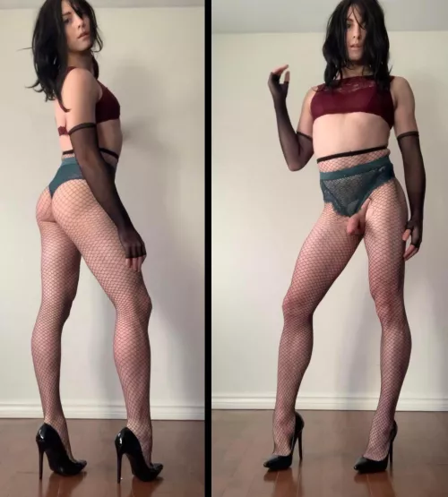 Body built by hip thrusts and RDLs by jordyns_hole